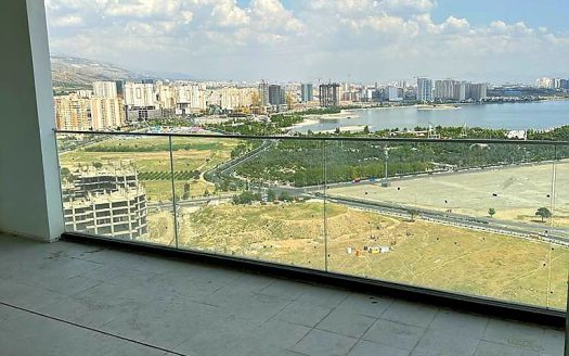 پنت هاووس لوکس و شیشه ای تریتیوم